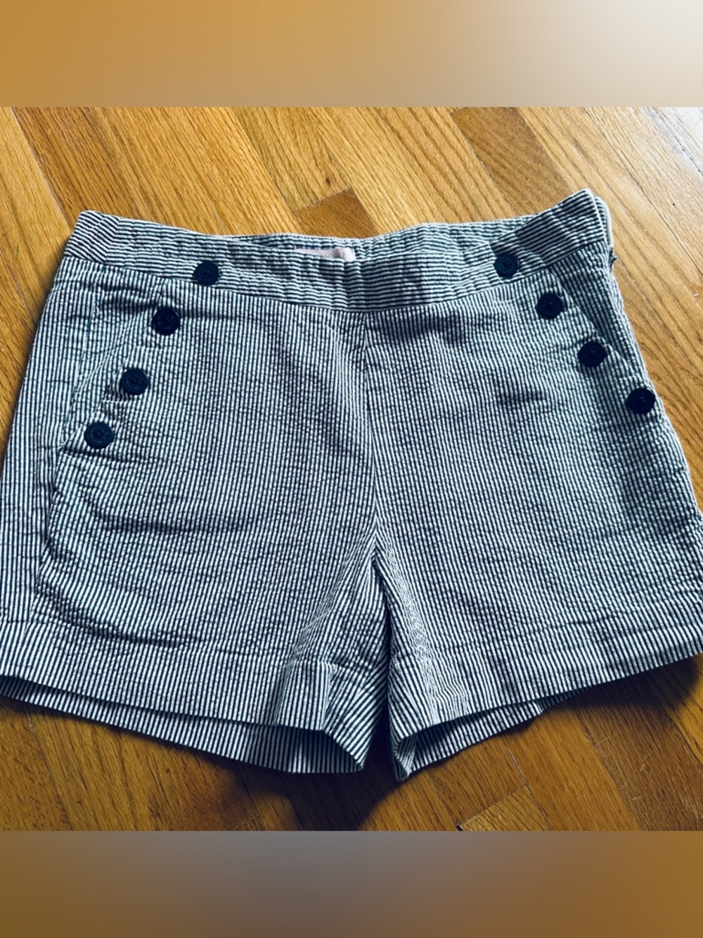 St Tropez west seersucker blue white stripe shorts size 6